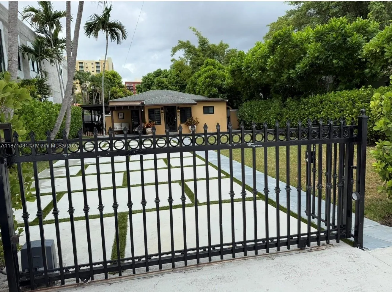 3429 SW 23rd Ter, #0