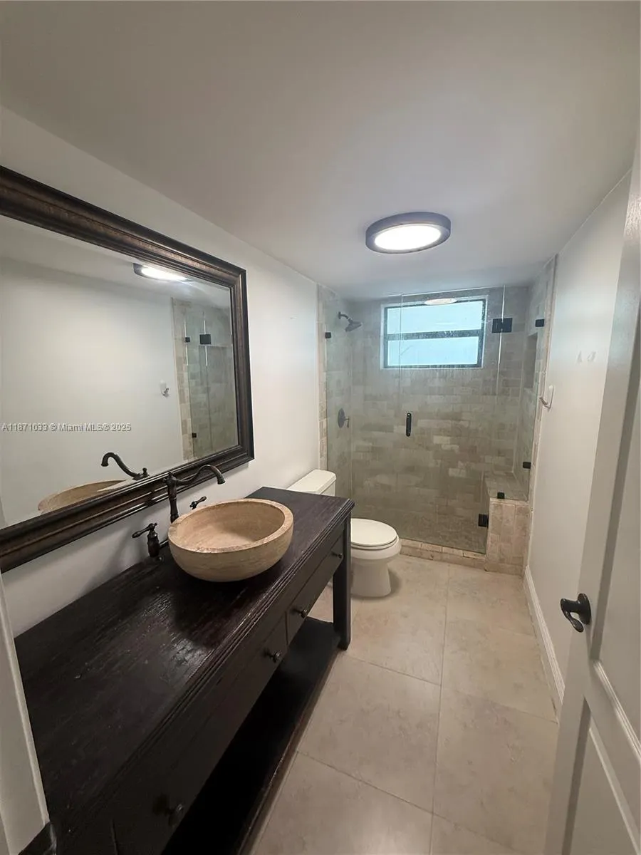 5839 SW 74th Ter, #104