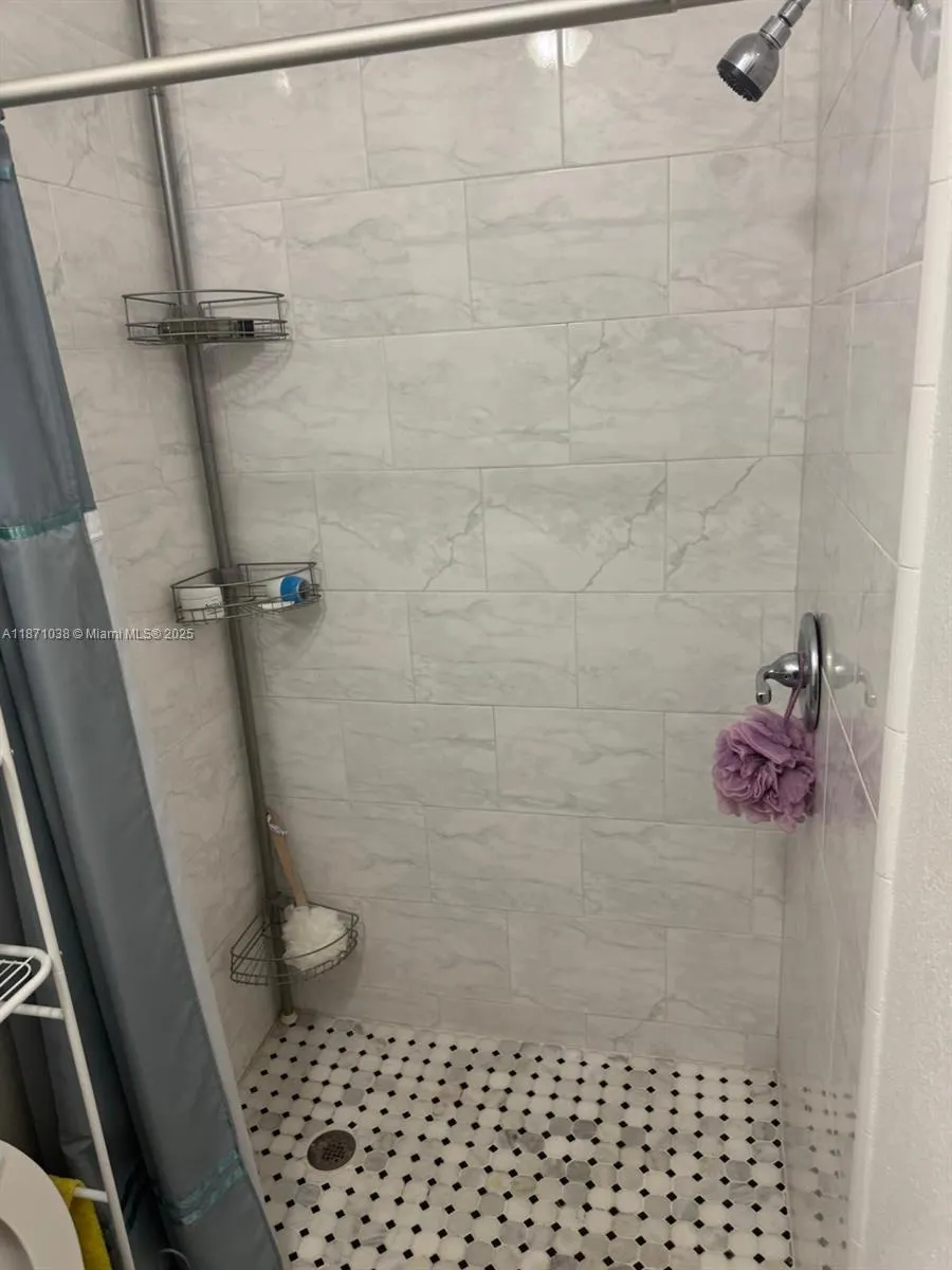 17384 SW 138 CT