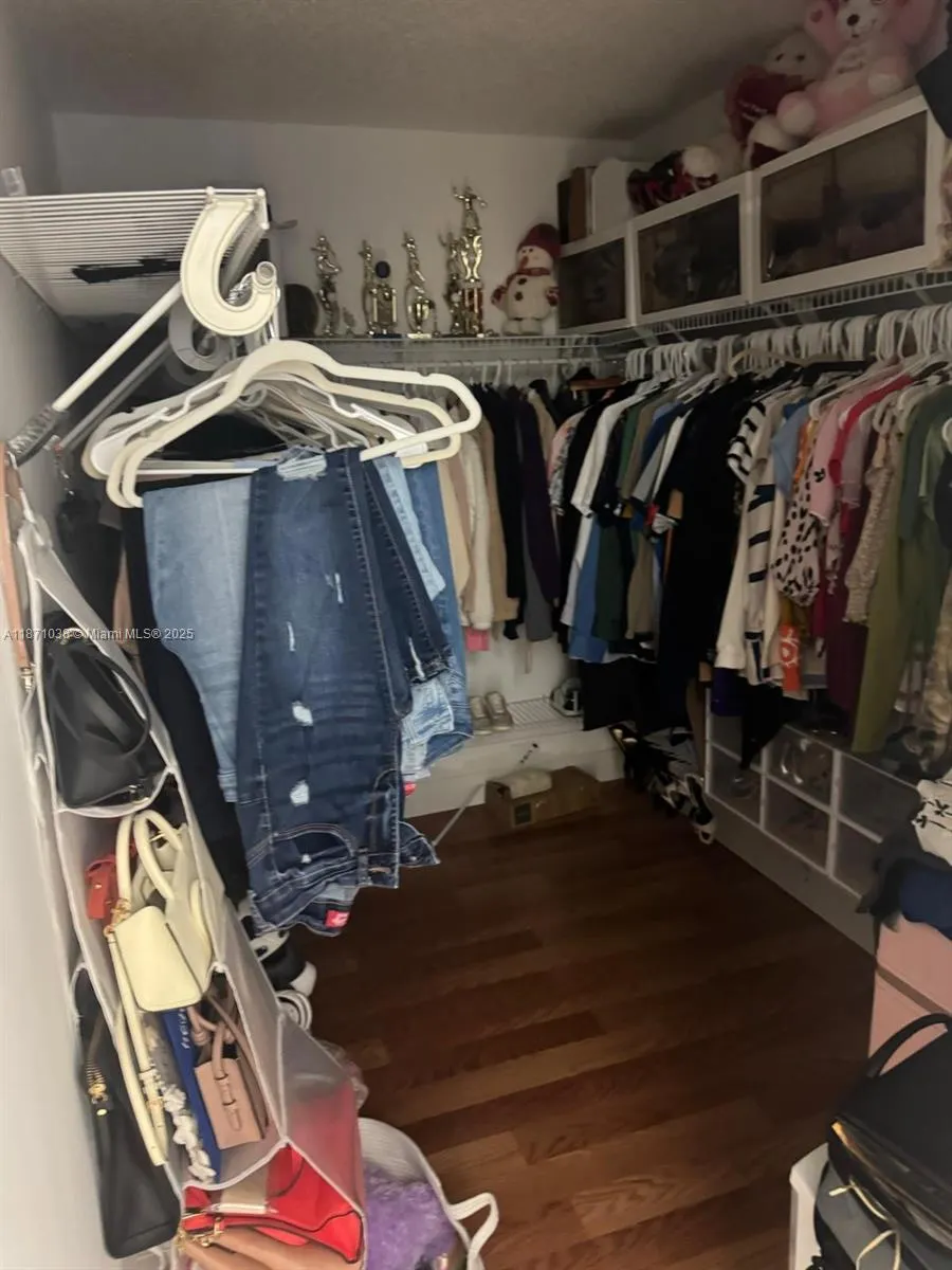 17384 SW 138 CT