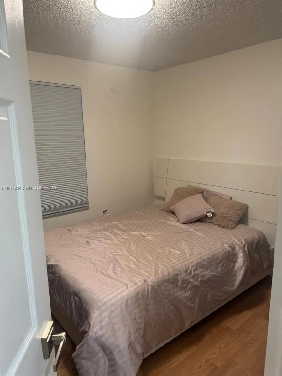 17384 SW 138 CT