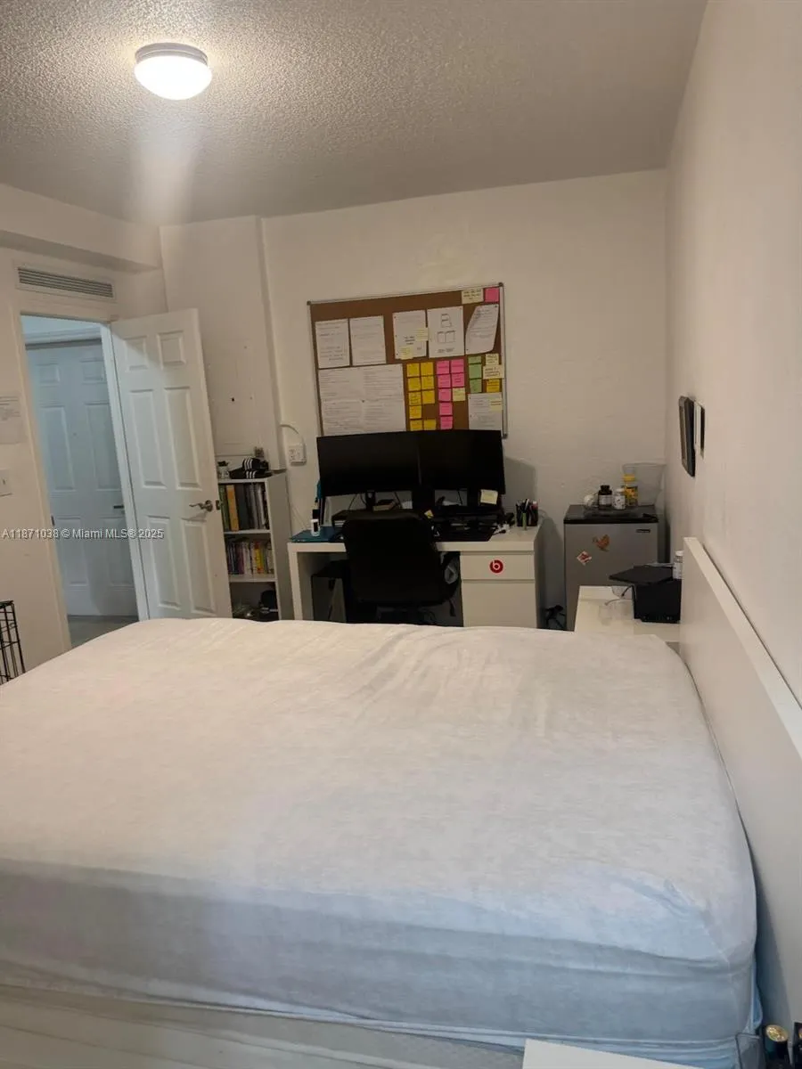 17384 SW 138 CT
