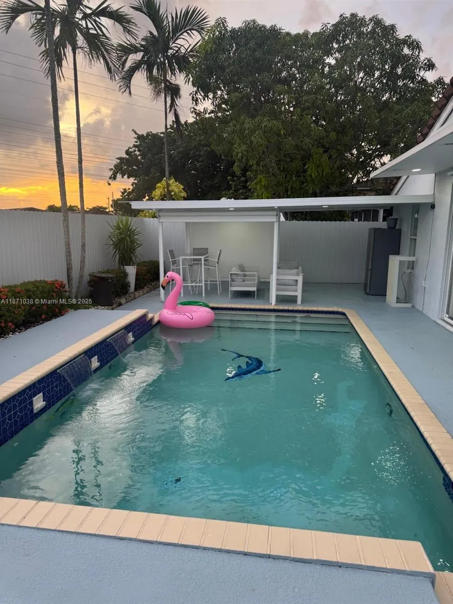 17384 SW 138 CT