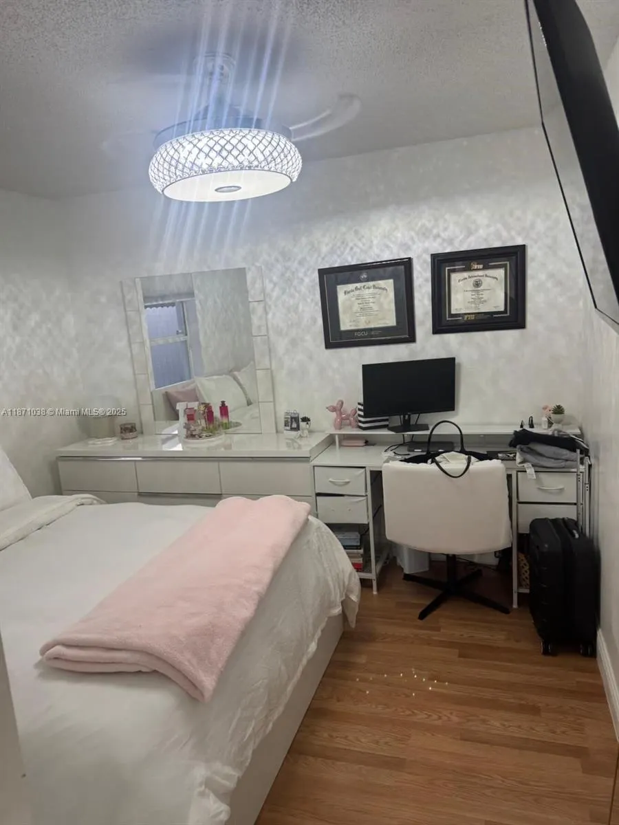 17384 SW 138 CT