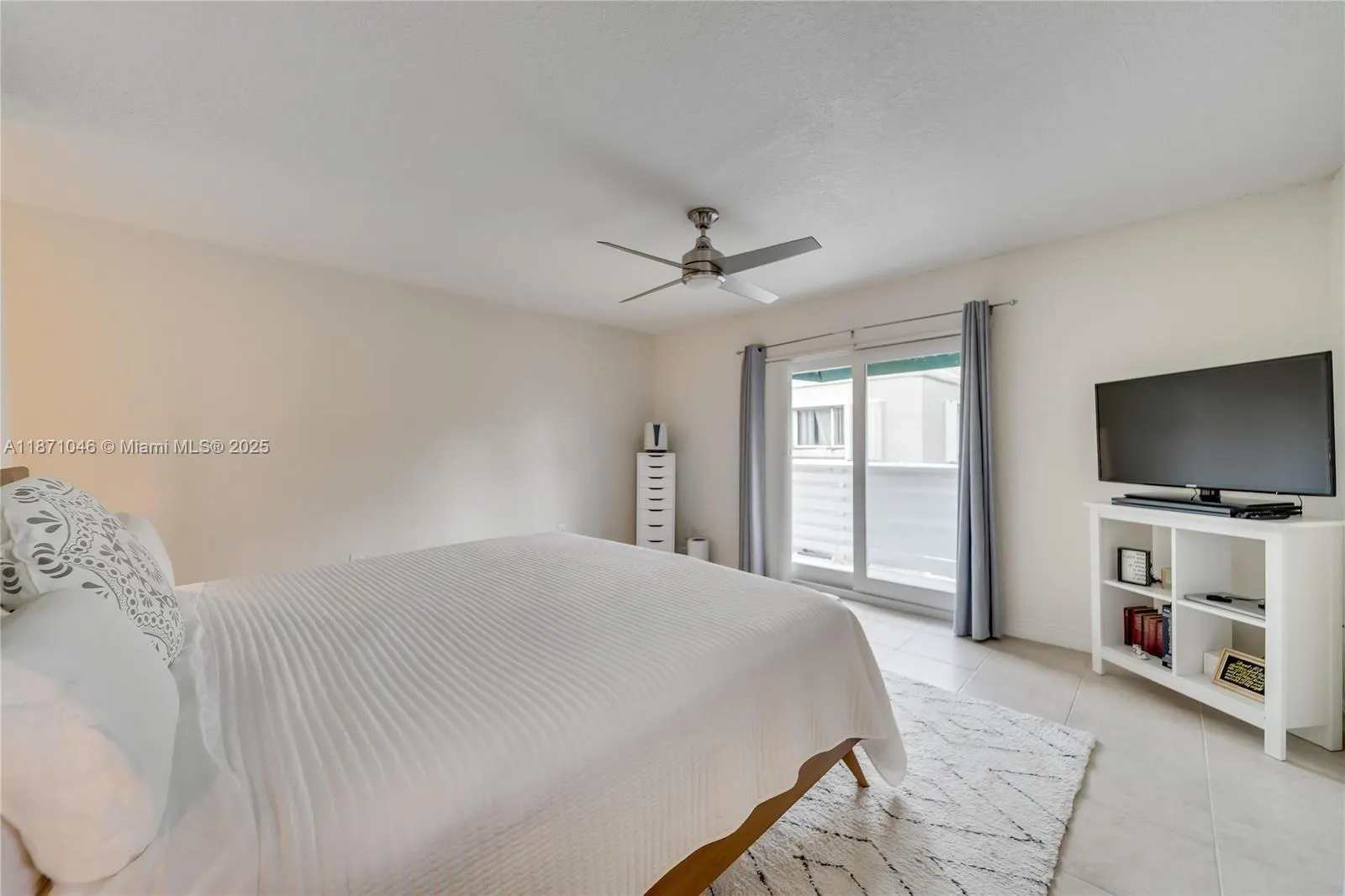 552 NW 98th Ave