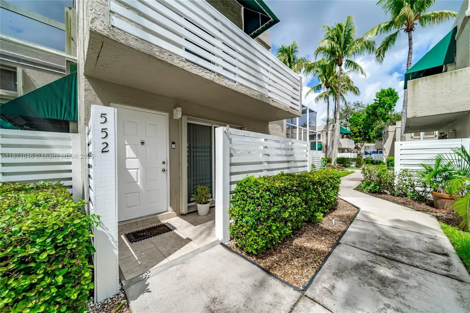 552 NW 98th Ave