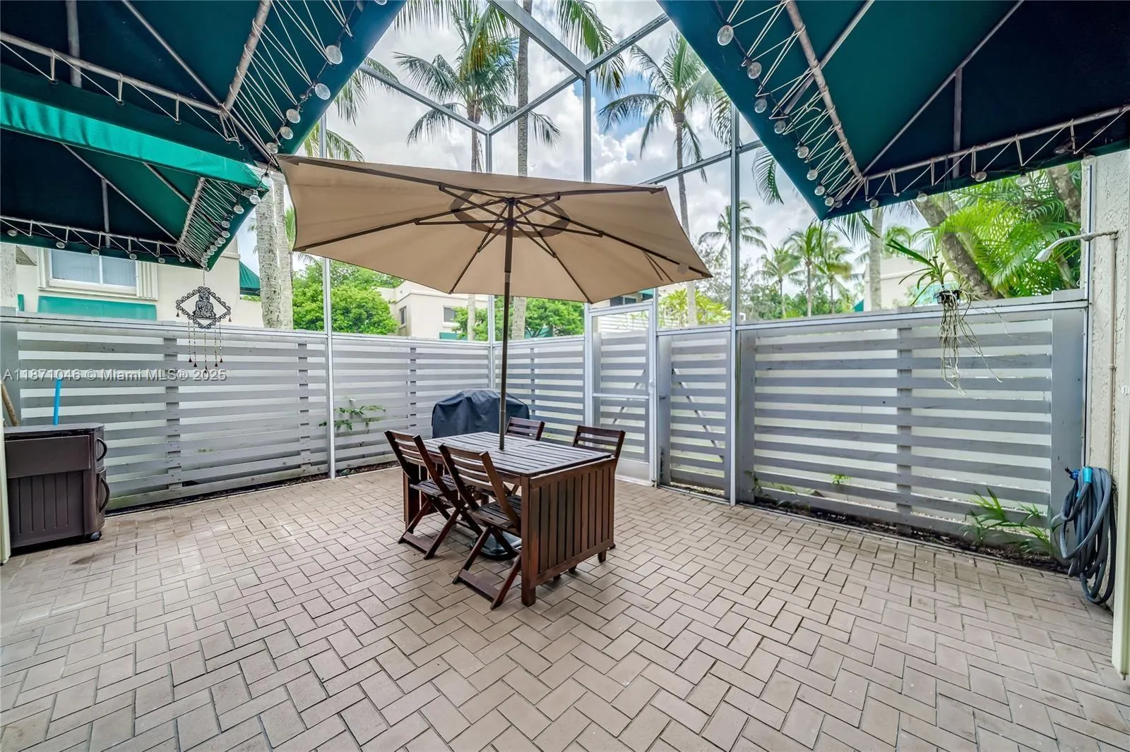 552 NW 98th Ave