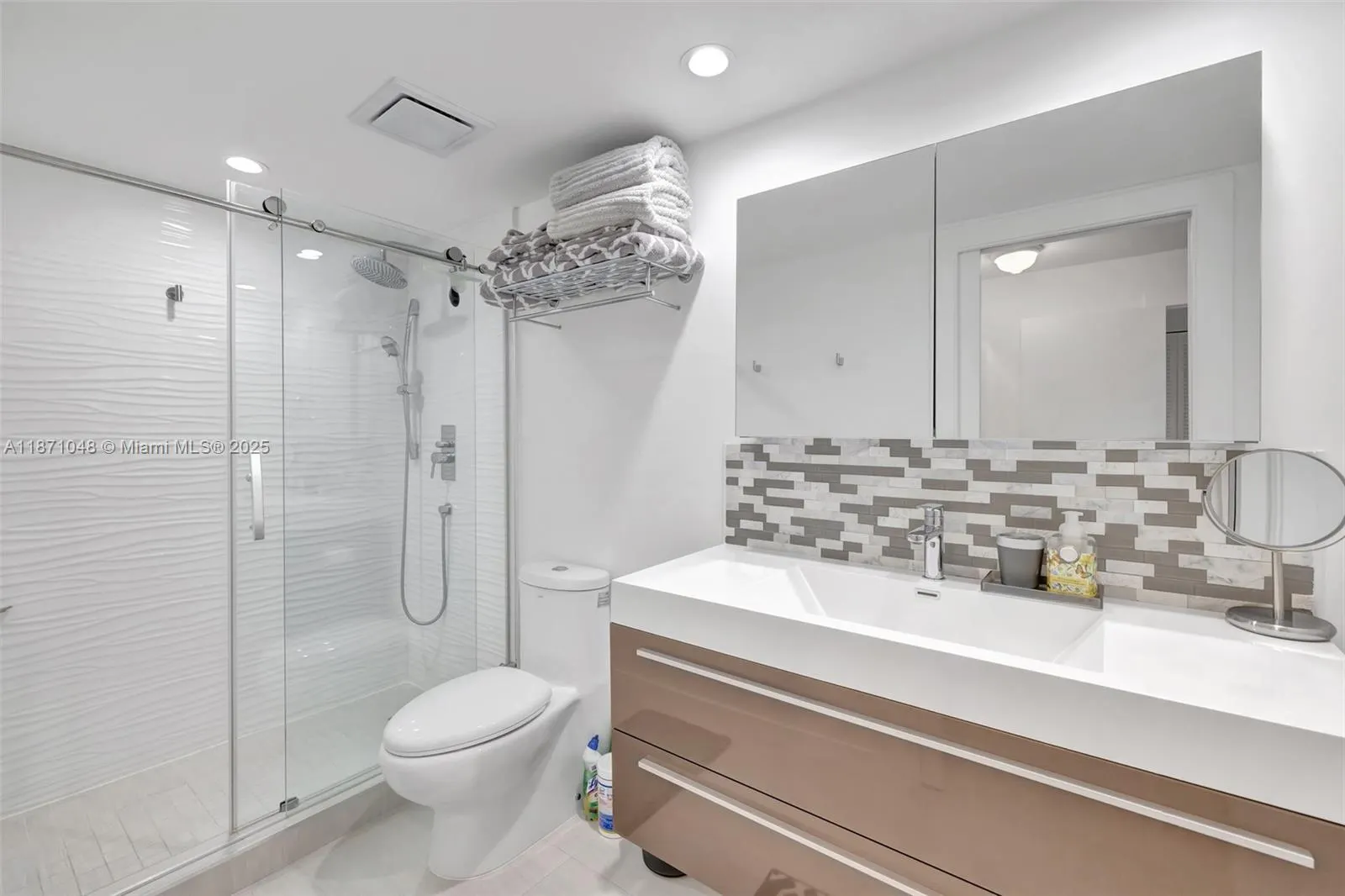 3015 N Ocean Blvd, #5B