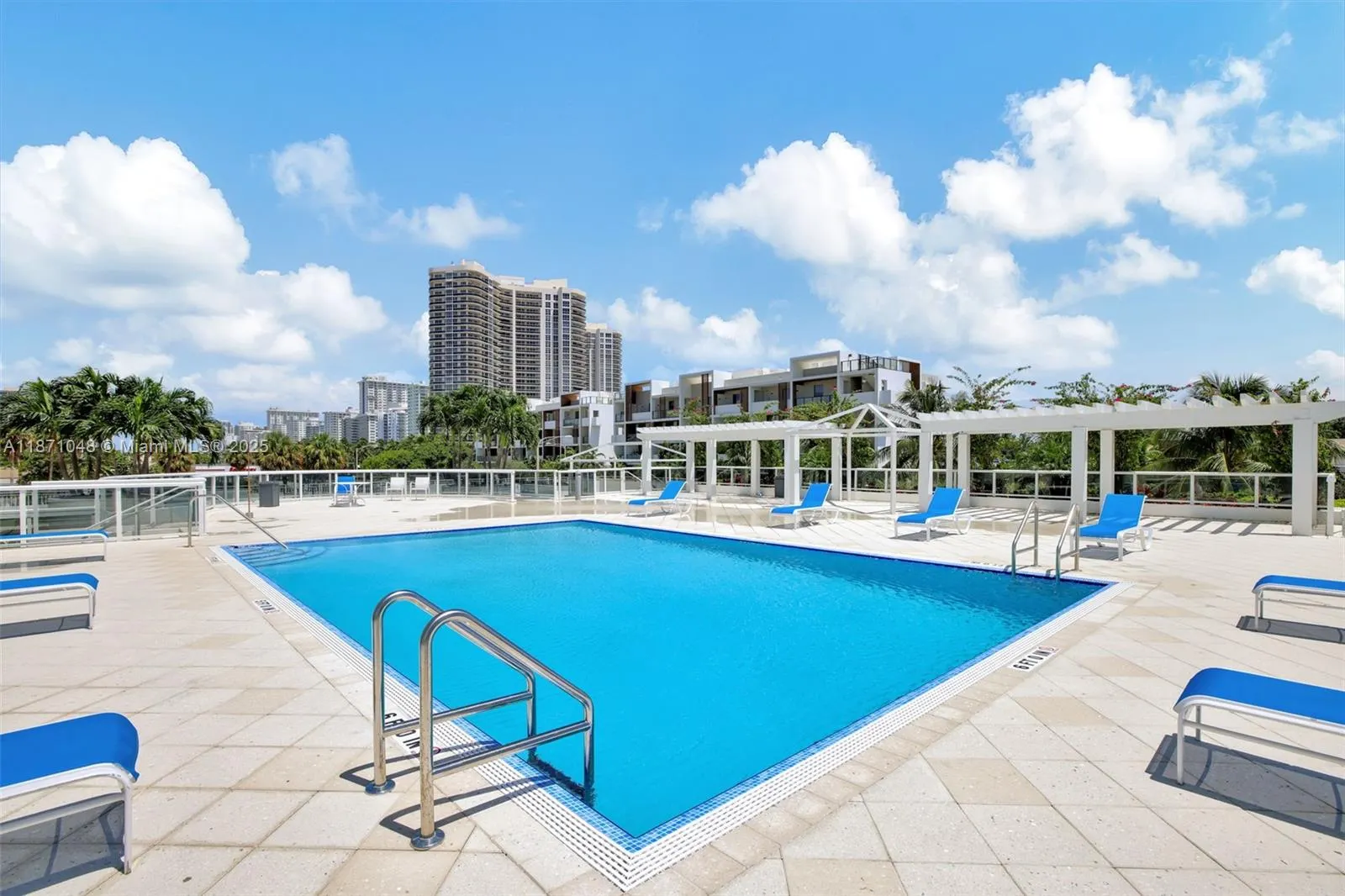 3015 N Ocean Blvd, #5B