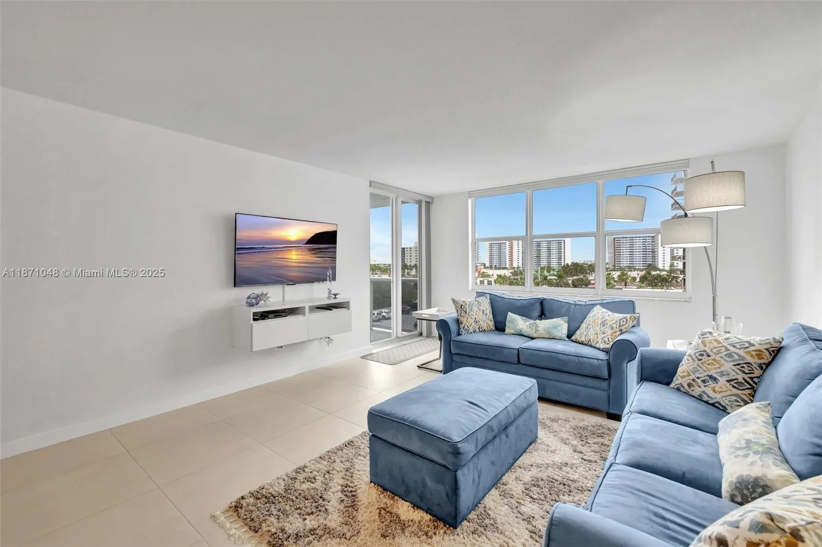 3015 N Ocean Blvd, #5B
