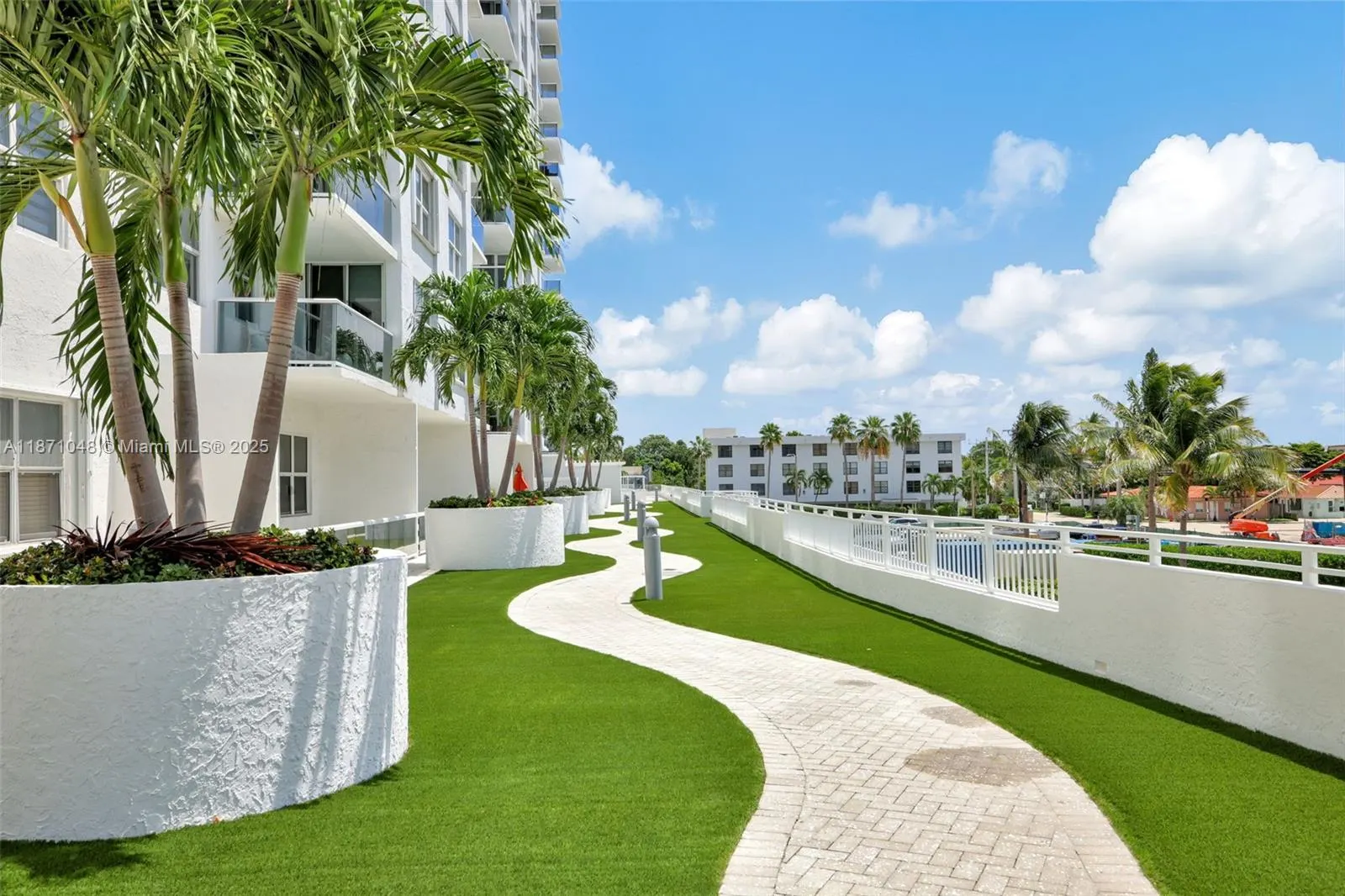 3015 N Ocean Blvd, #5B