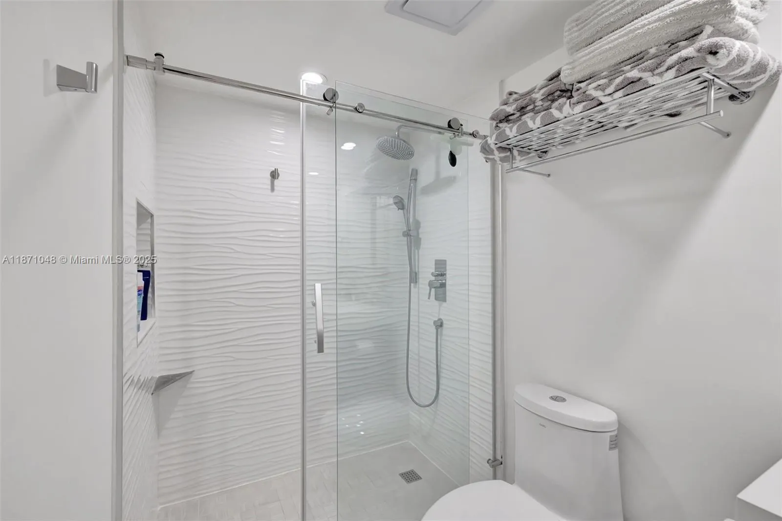 3015 N Ocean Blvd, #5B