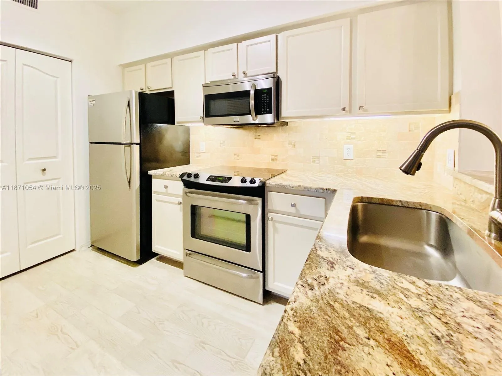 1103 E Myrtlewood Cir E, #1103