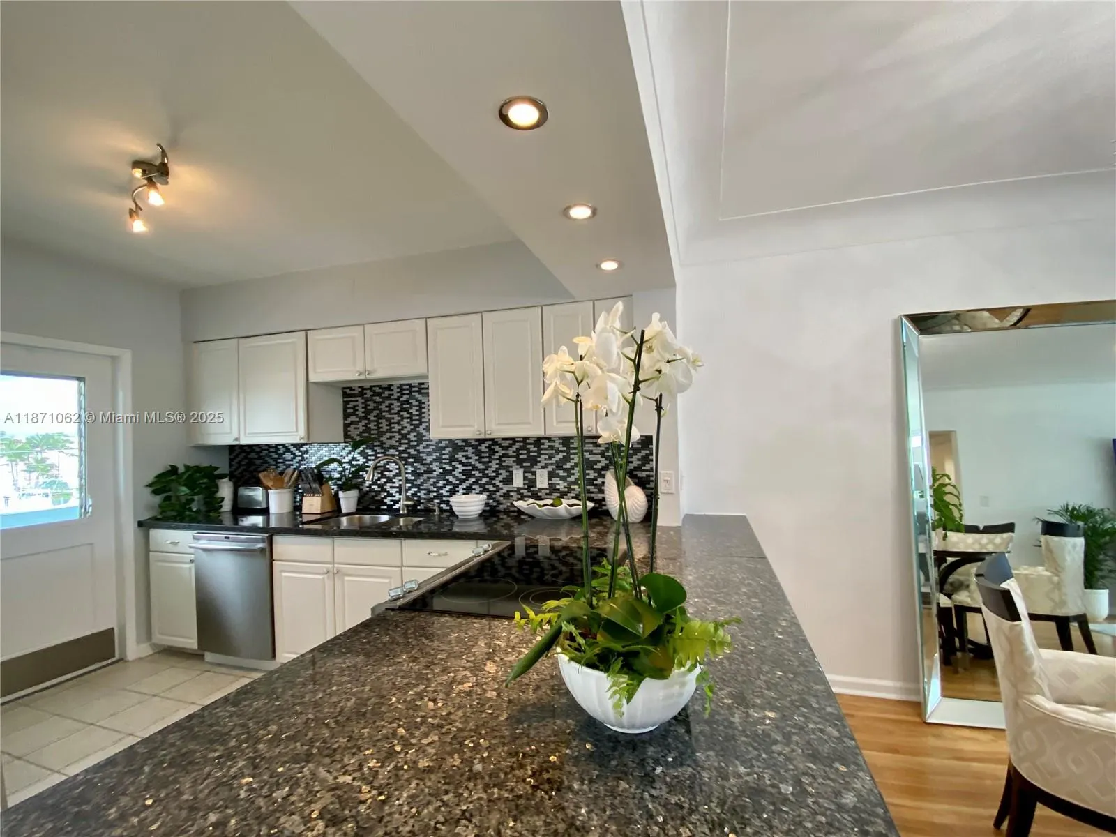 2800 NE 30th Ave, #10D