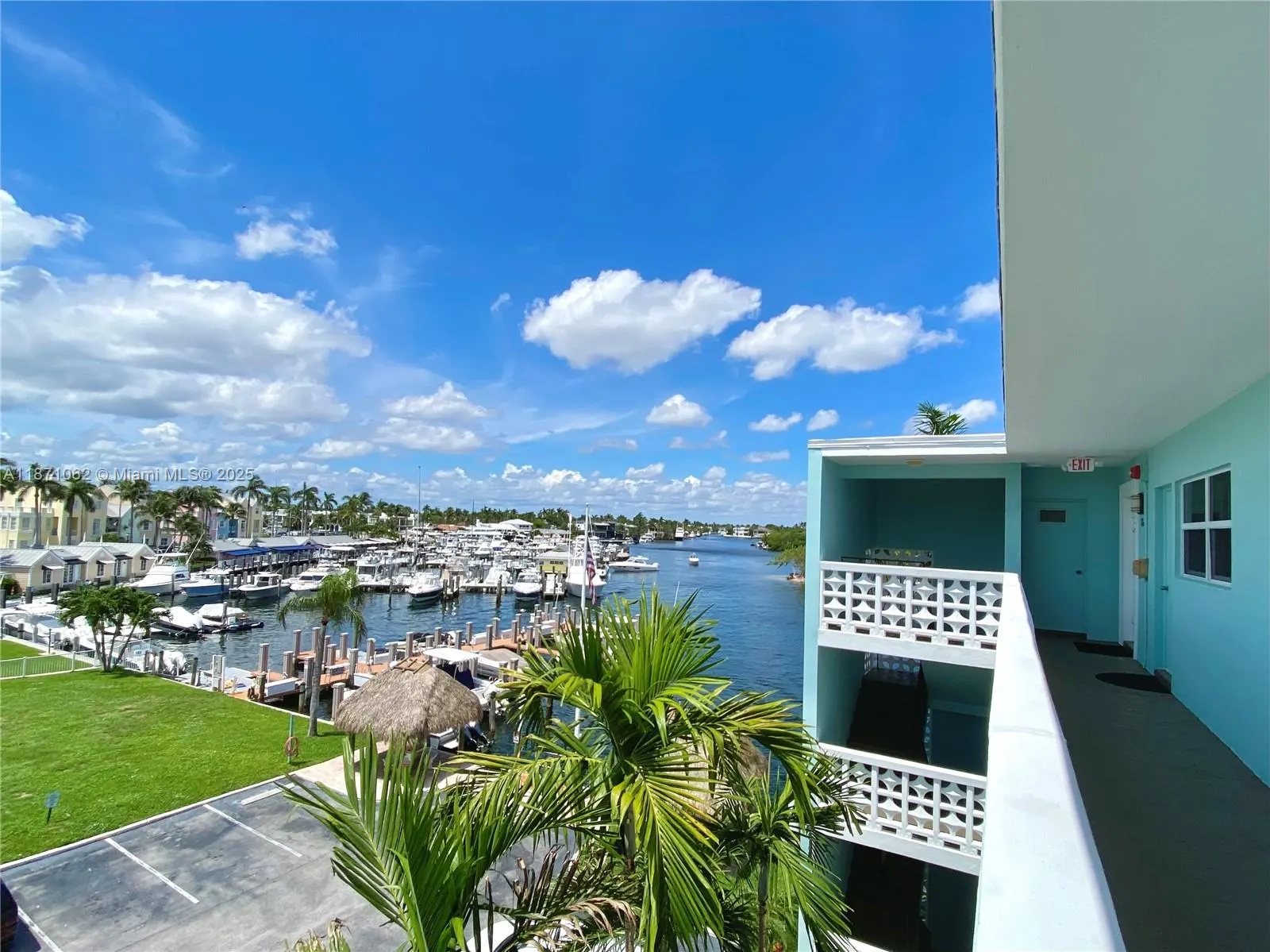 2800 NE 30th Ave, #10D