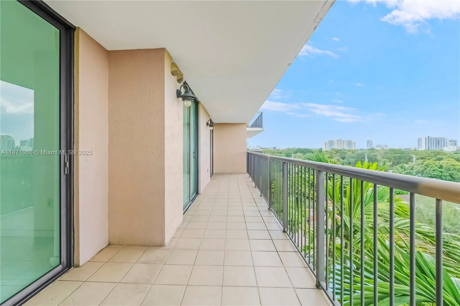 1690 SW 27th Ave, #604