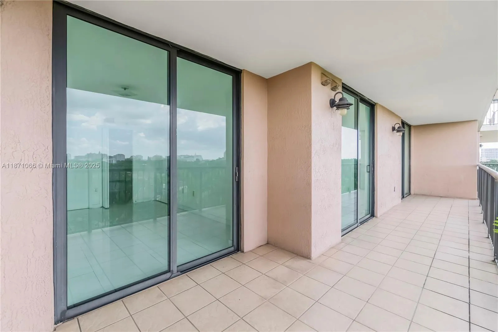 1690 SW 27th Ave, #604