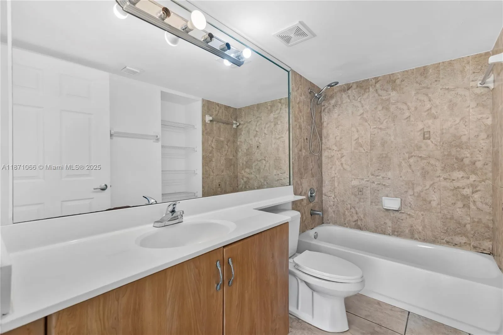 1690 SW 27th Ave, #604