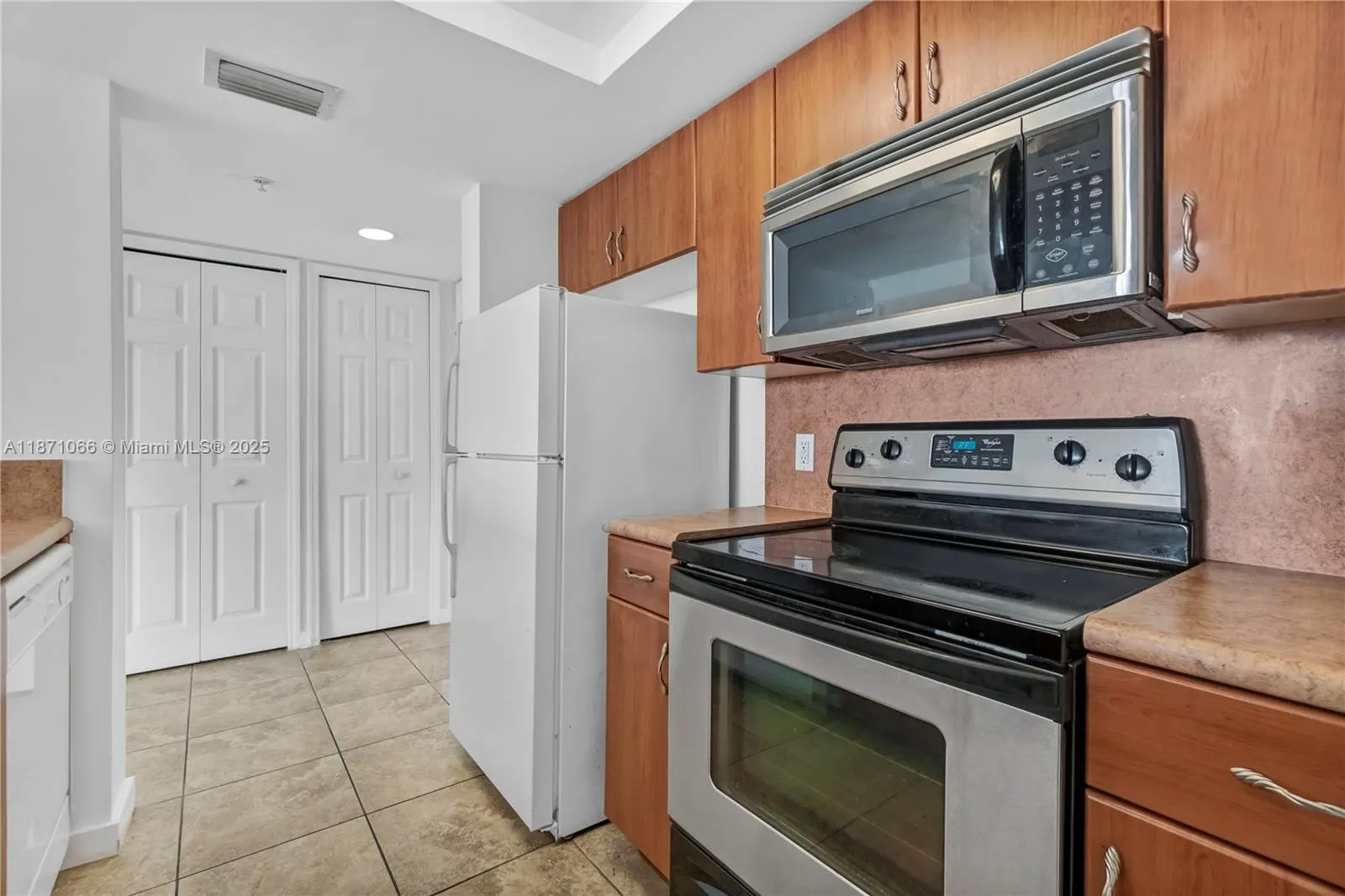 1690 SW 27th Ave, #604