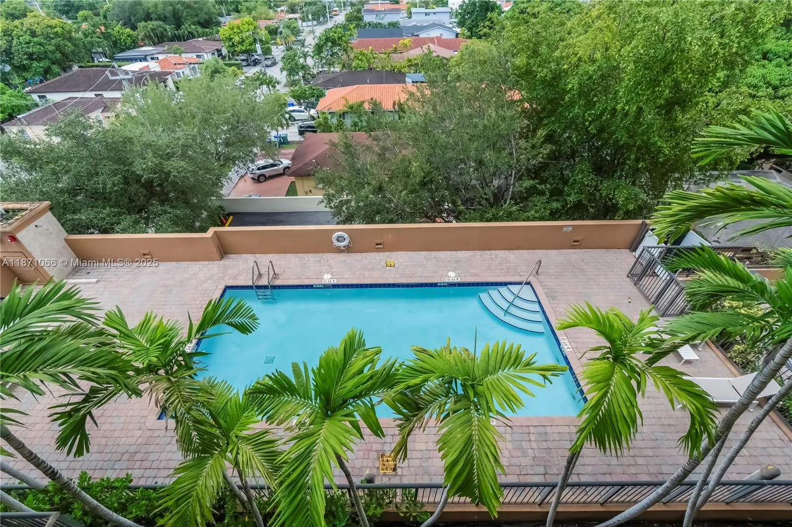 1690 SW 27th Ave, #604