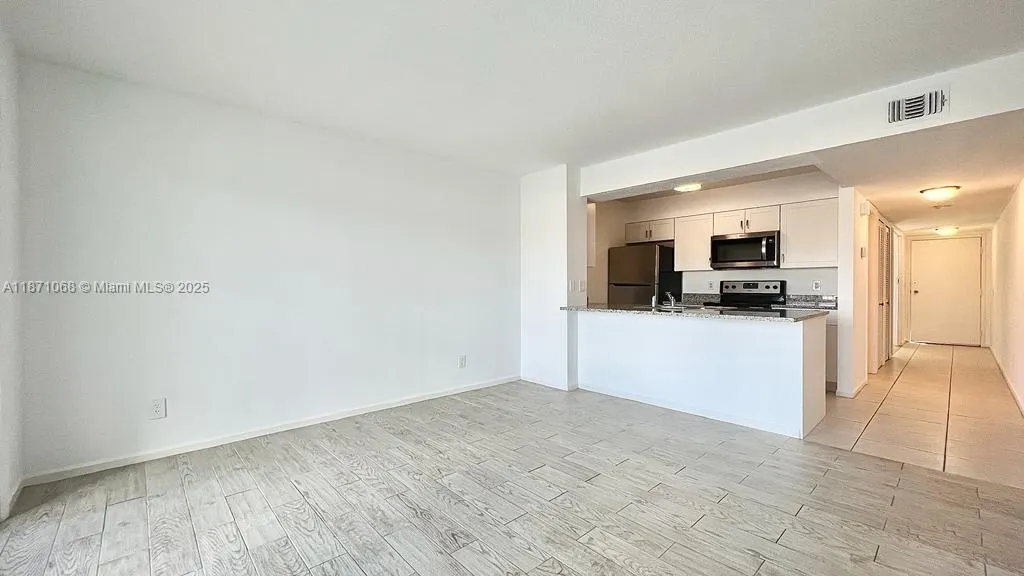 258 Cypress Point Dr, #258
