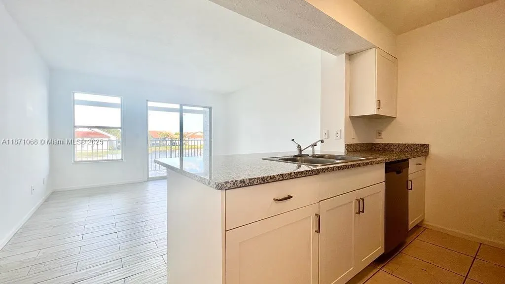 258 Cypress Point Dr, #258