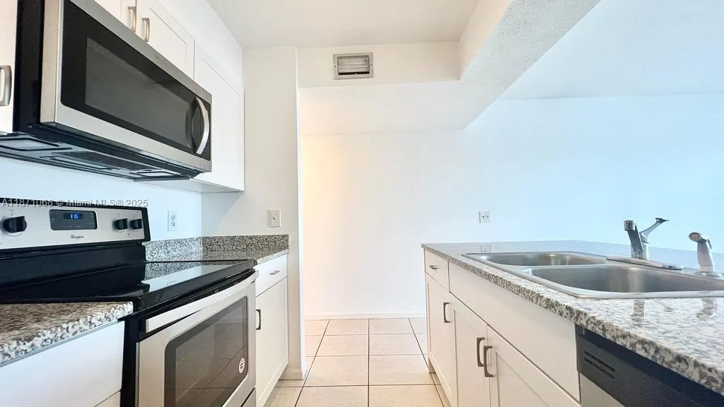 258 Cypress Point Dr, #258