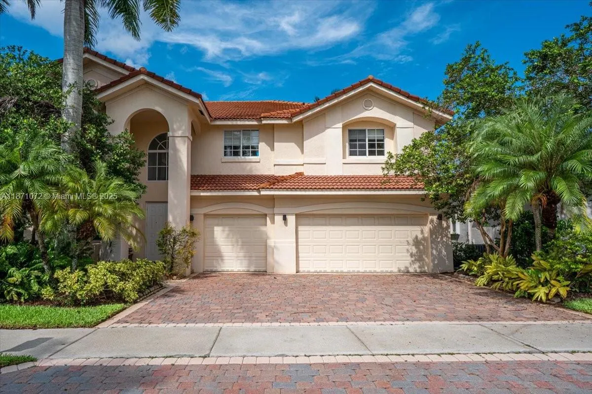 2547 Hunters Run Way