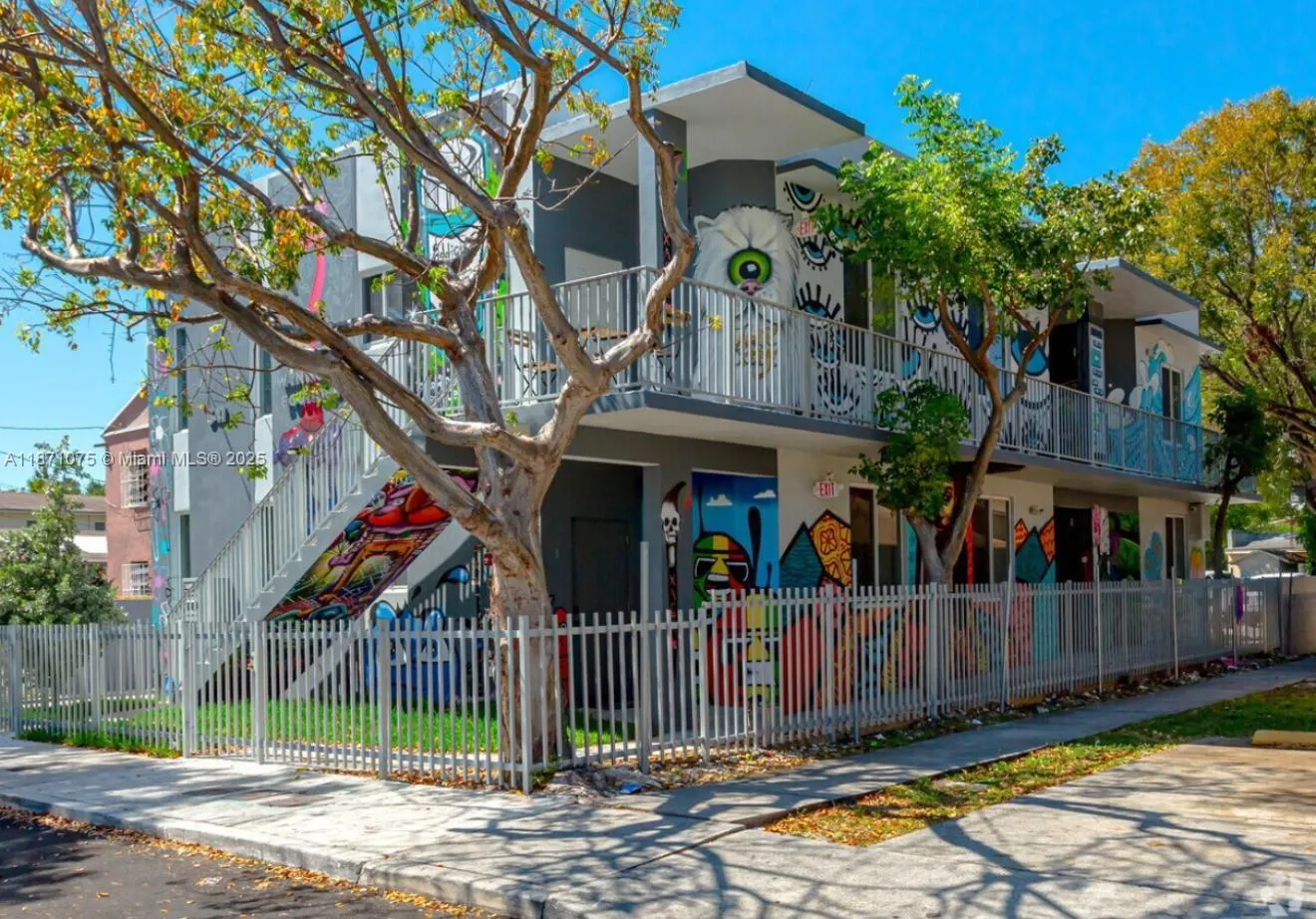 541 NW 33rd St, #1