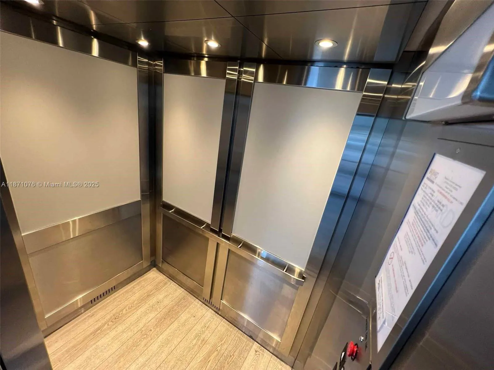 5555 Hollywood Blvd, #301