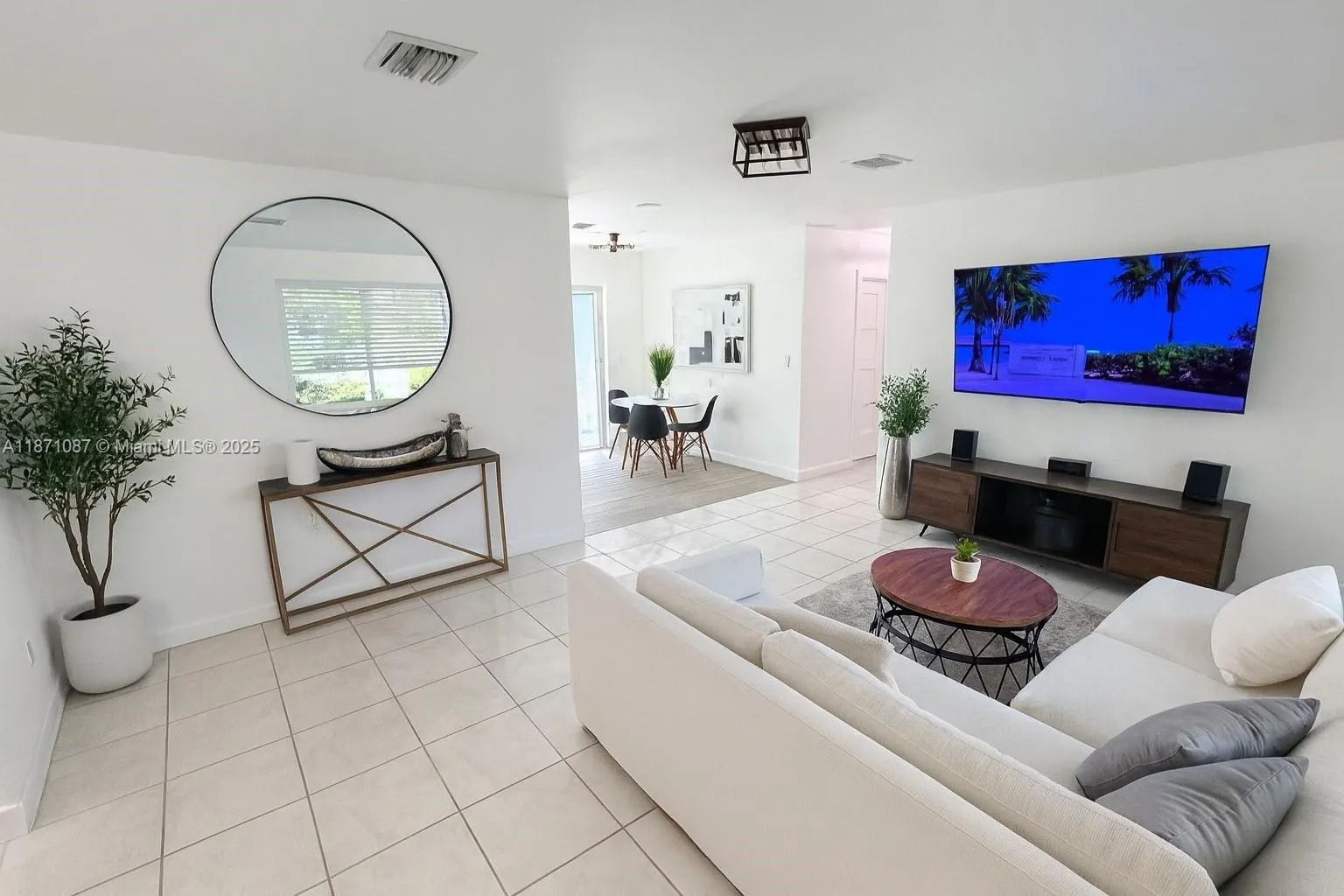2321 Island Dr