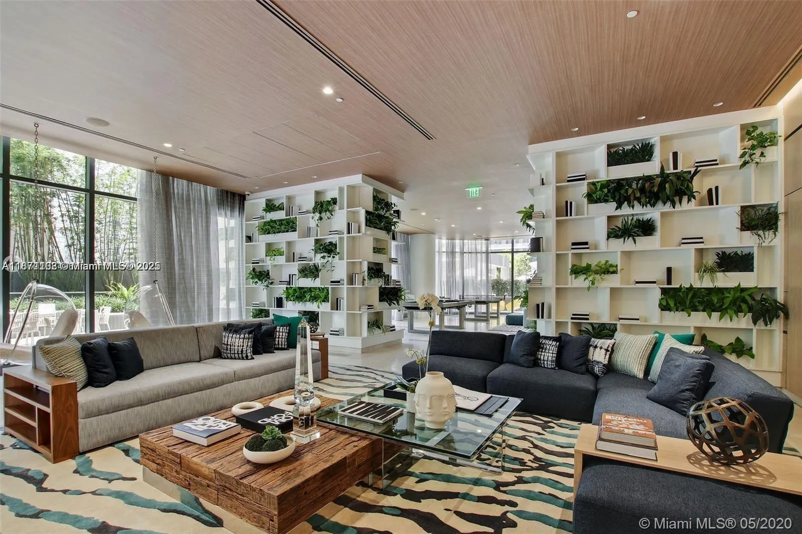 55 SW 9th St, #2903