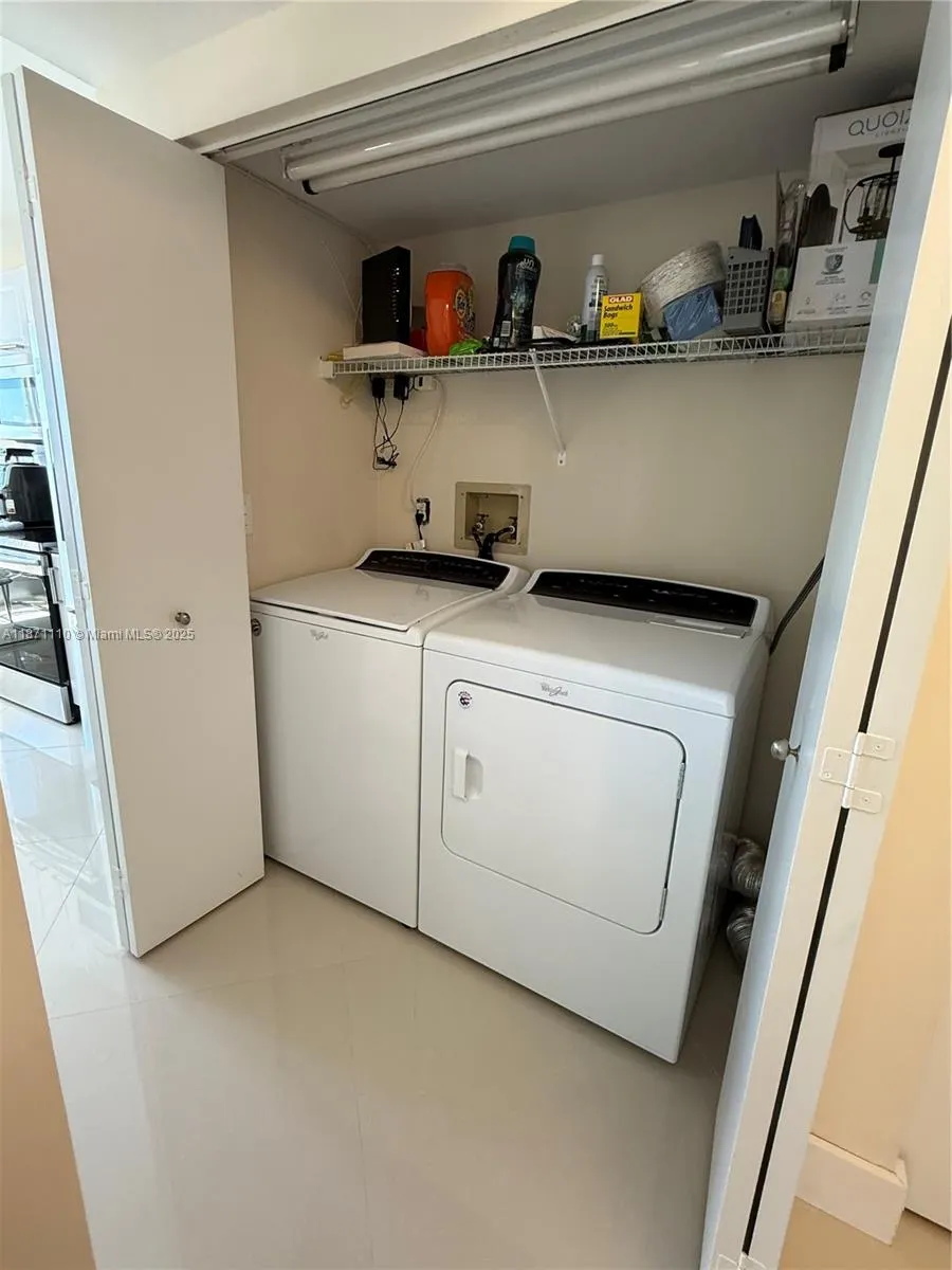 20185 E Country Club Dr, #510