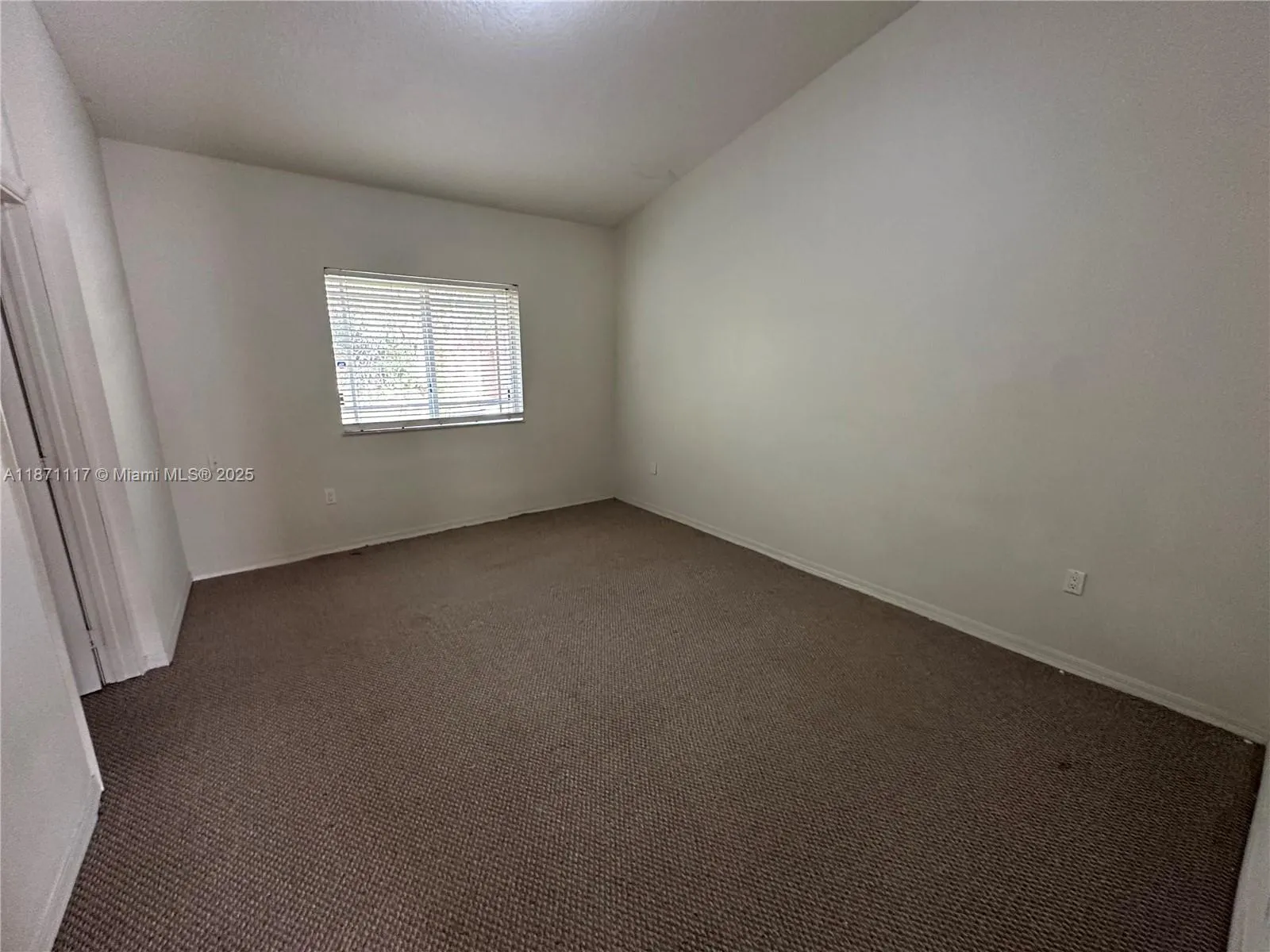 10150 SW 88th St, #106