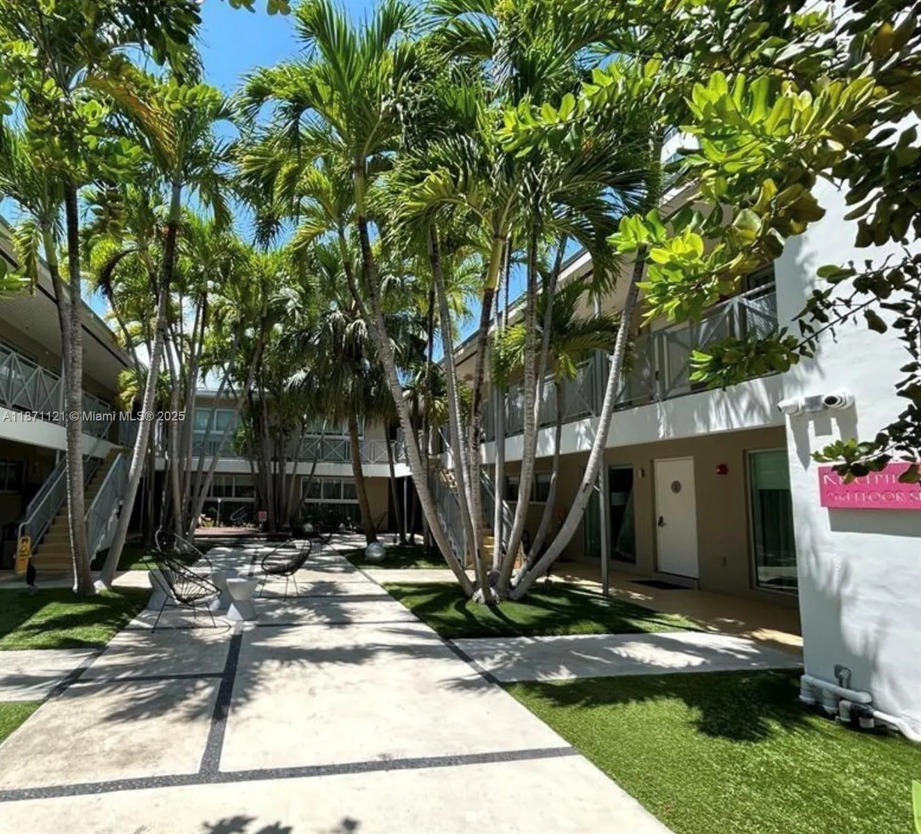 1816 Meridian Ave, #12
