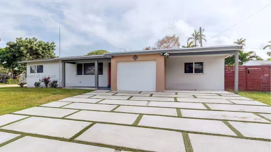 500 NW 30th St