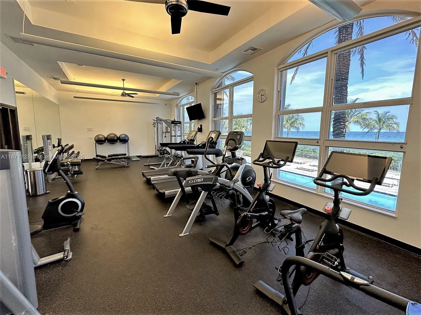 2080 S OCEAN DRIVE, #LPH06