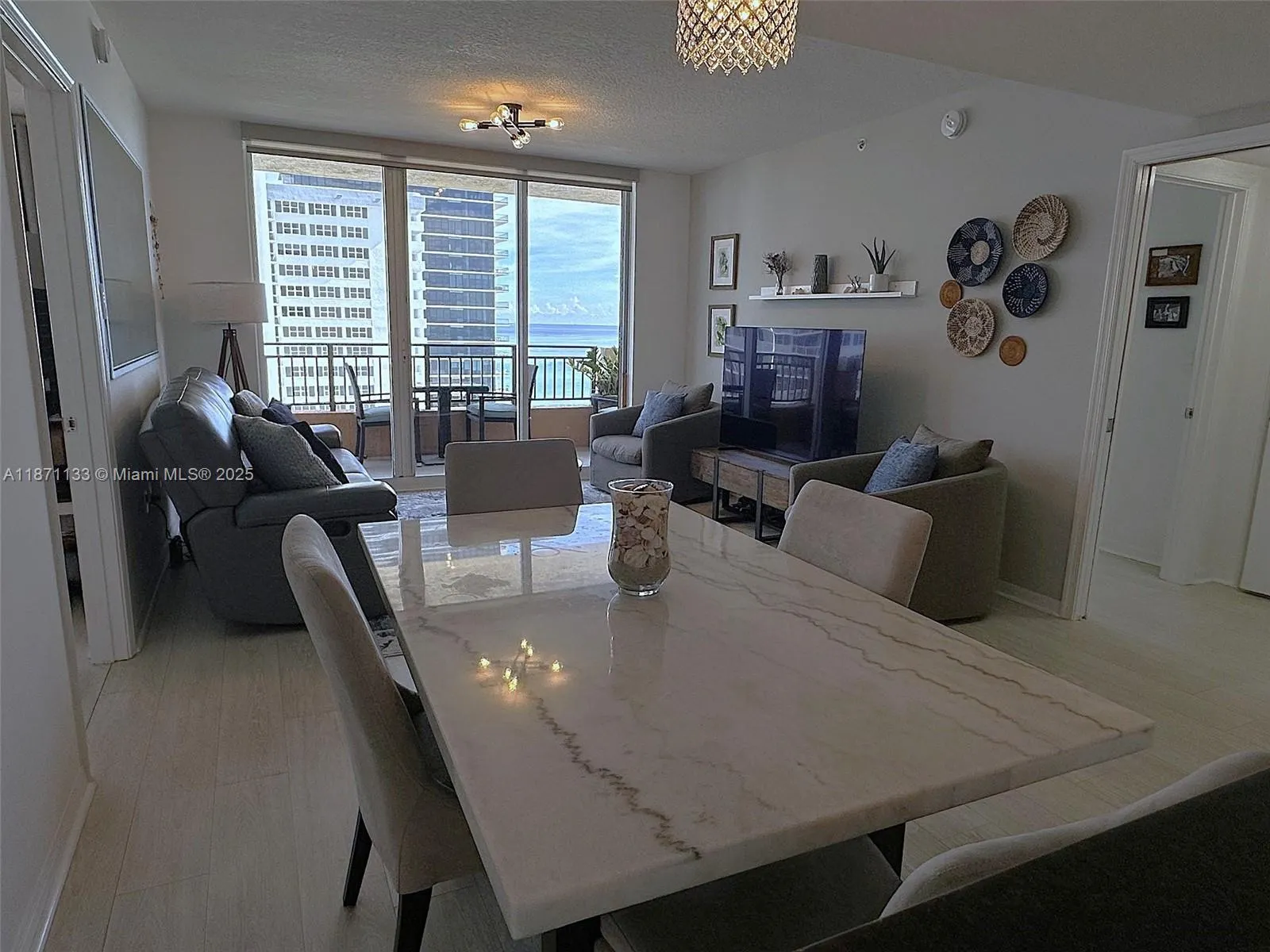 2080 S OCEAN DRIVE, #LPH06