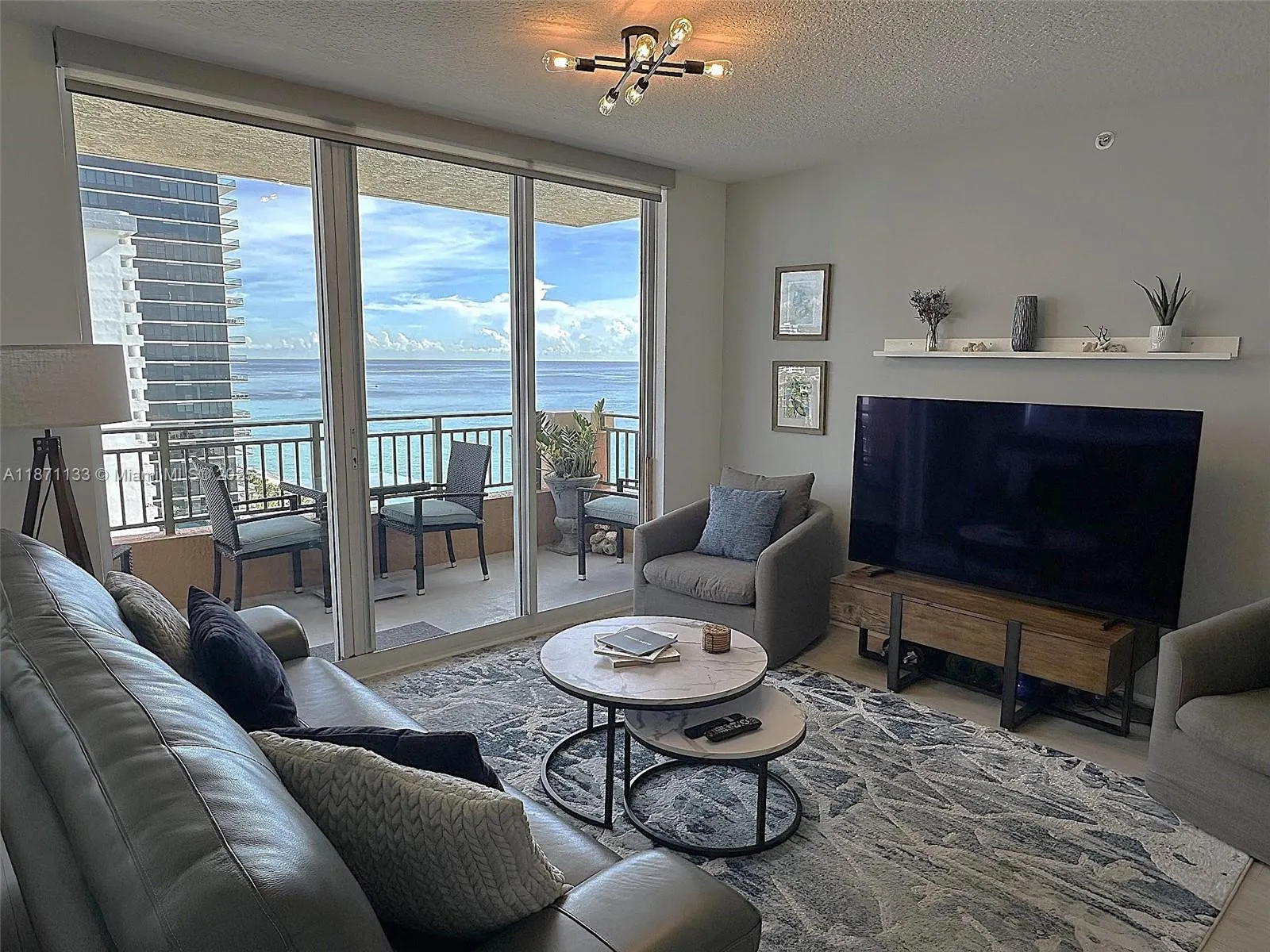 2080 S OCEAN DRIVE, #LPH06