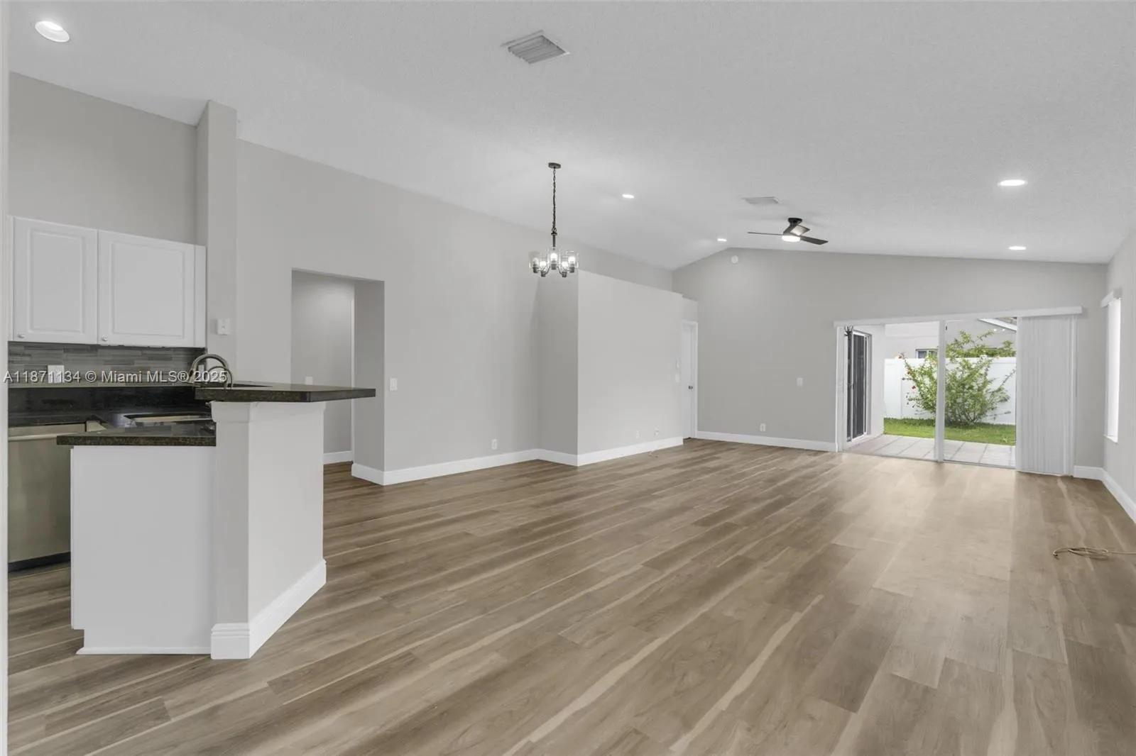 1592 Salerno Cir, #1592