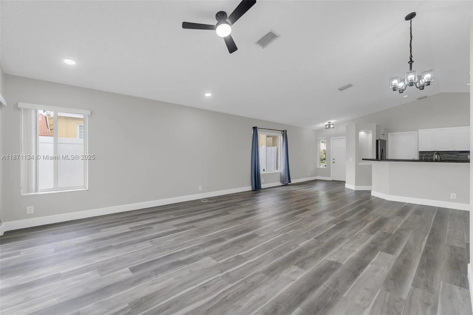 1592 Salerno Cir, #1592