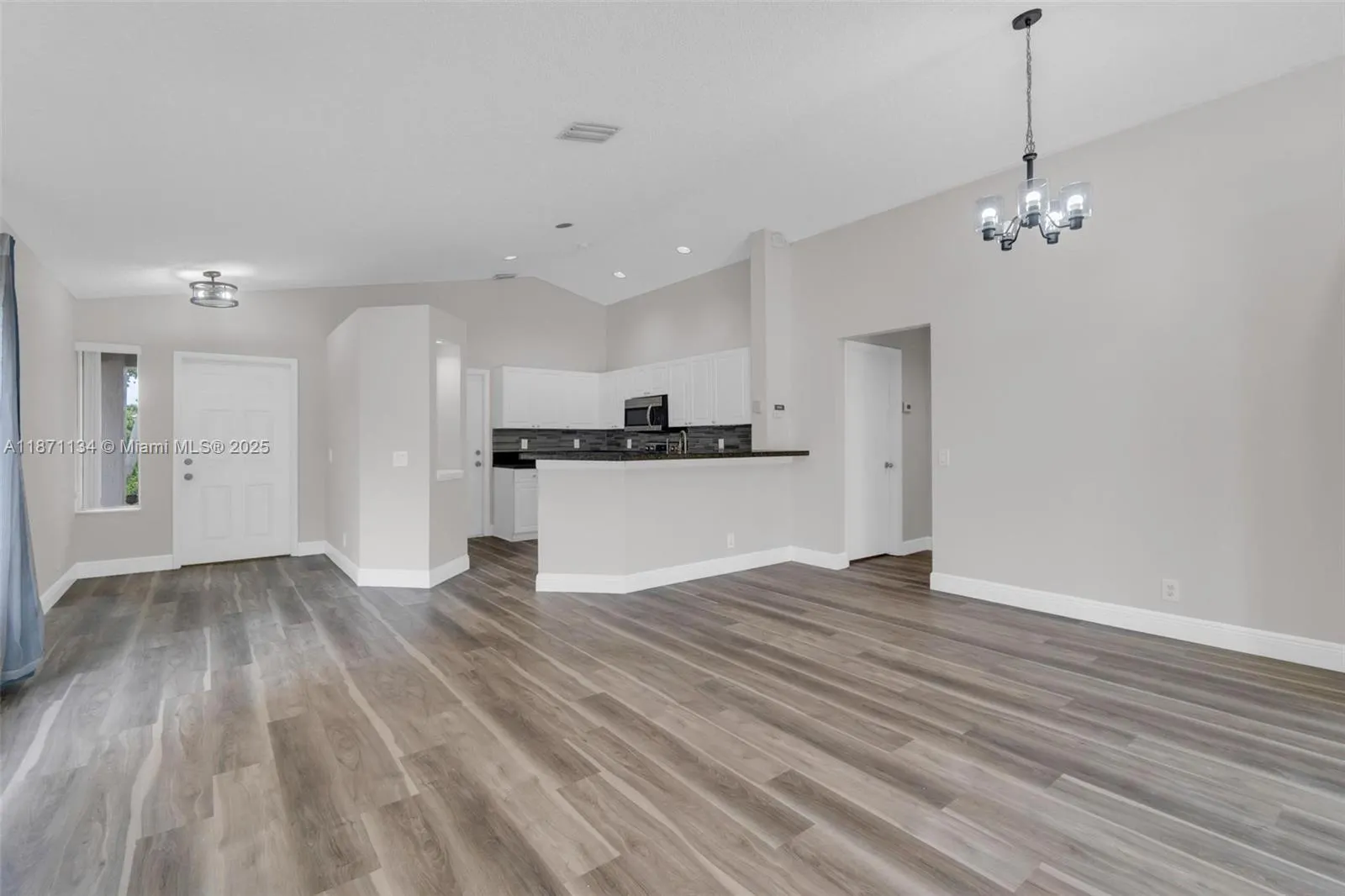 1592 Salerno Cir, #1592