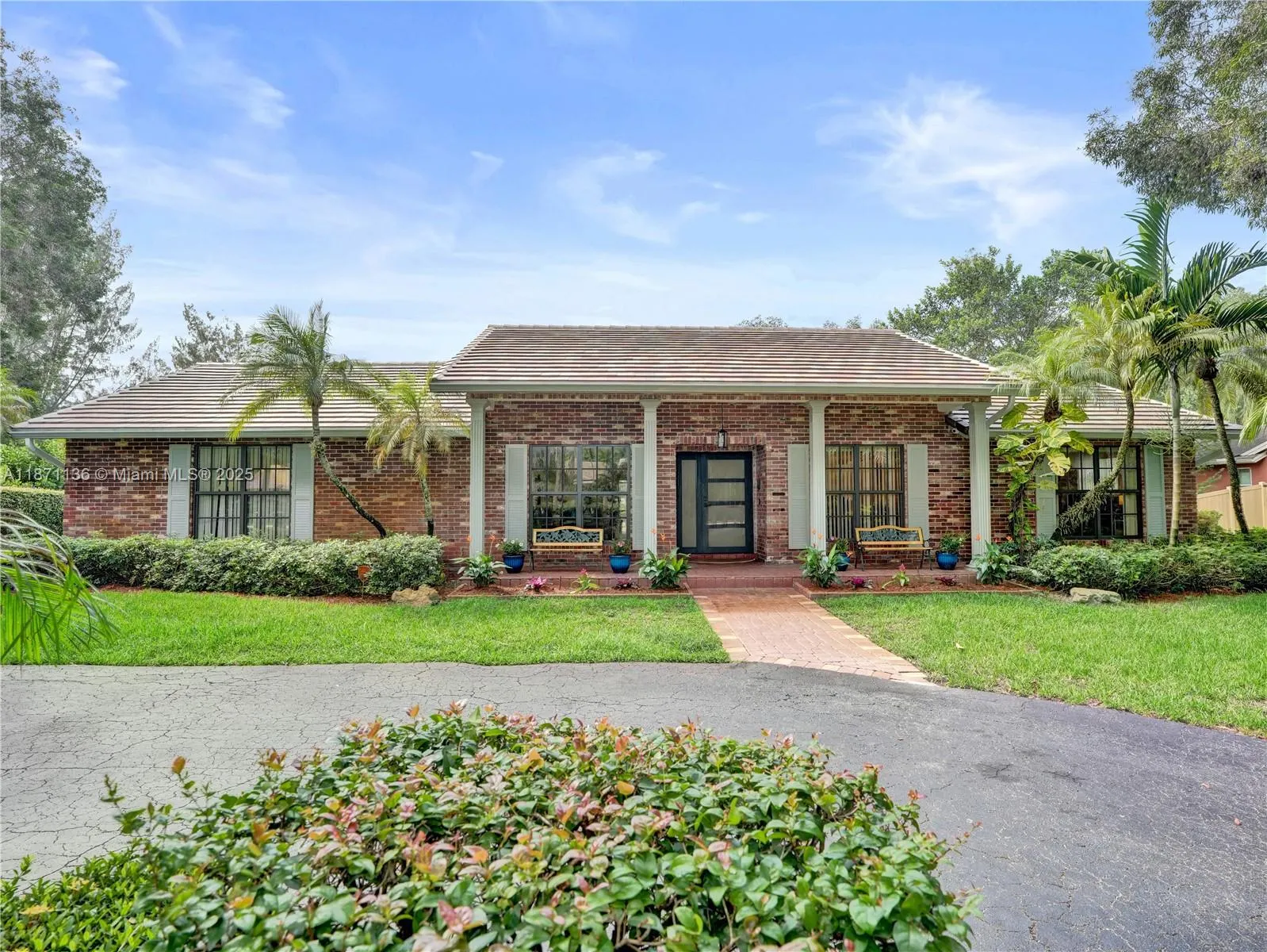 11300 Shady Lane