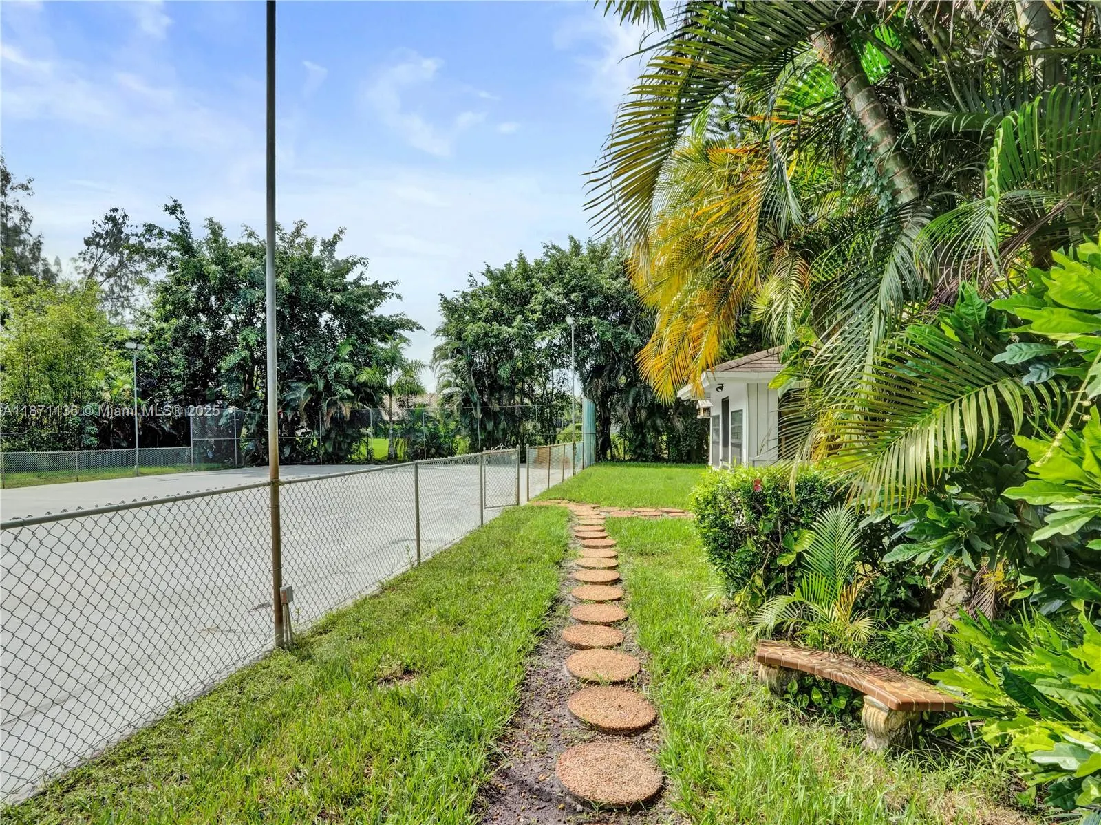 11300 Shady Lane