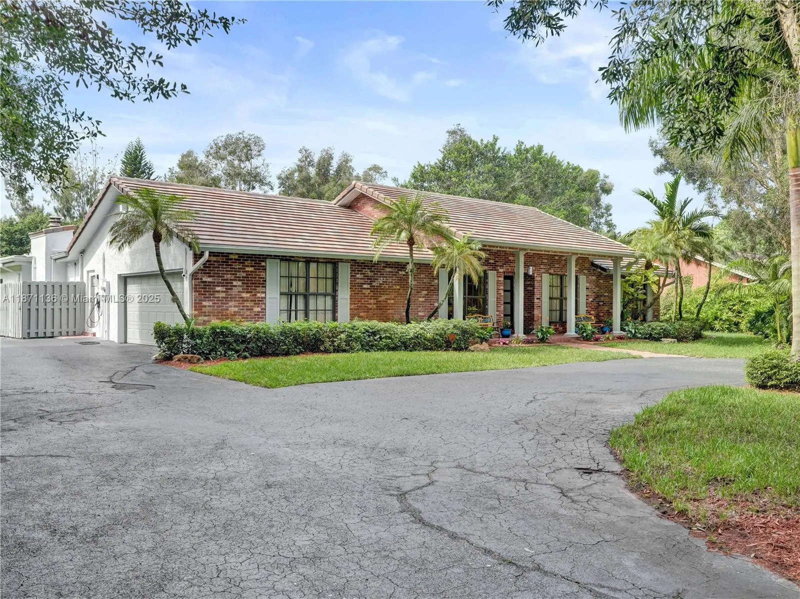 11300 Shady Lane