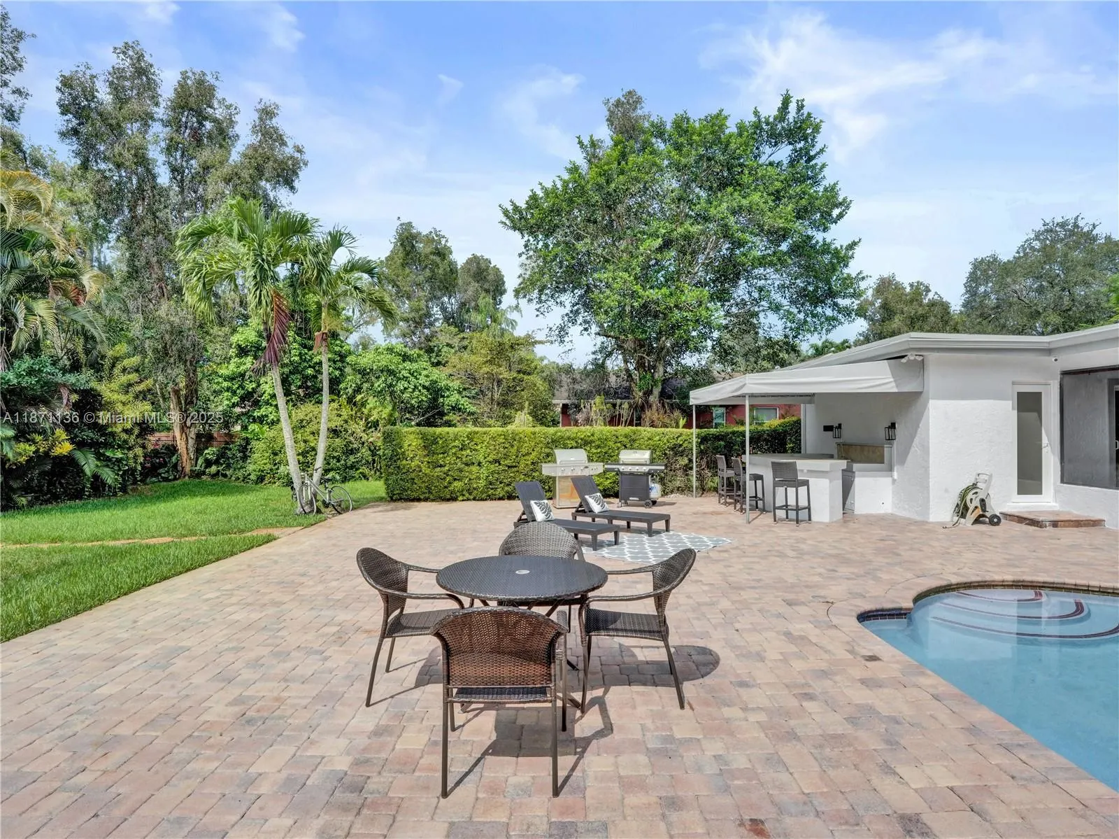 11300 Shady Lane