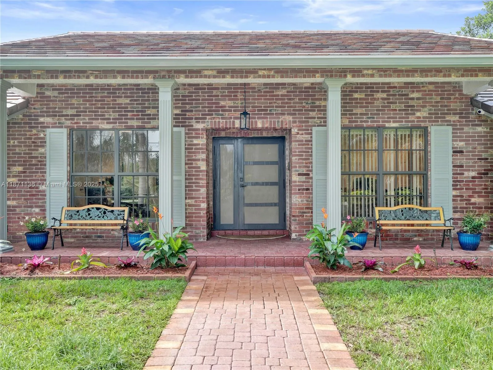 11300 Shady Lane
