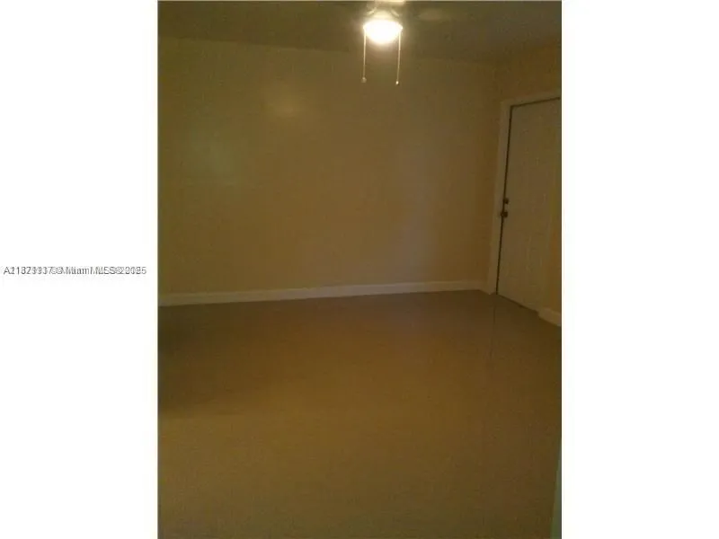 5614 Taylor, #B