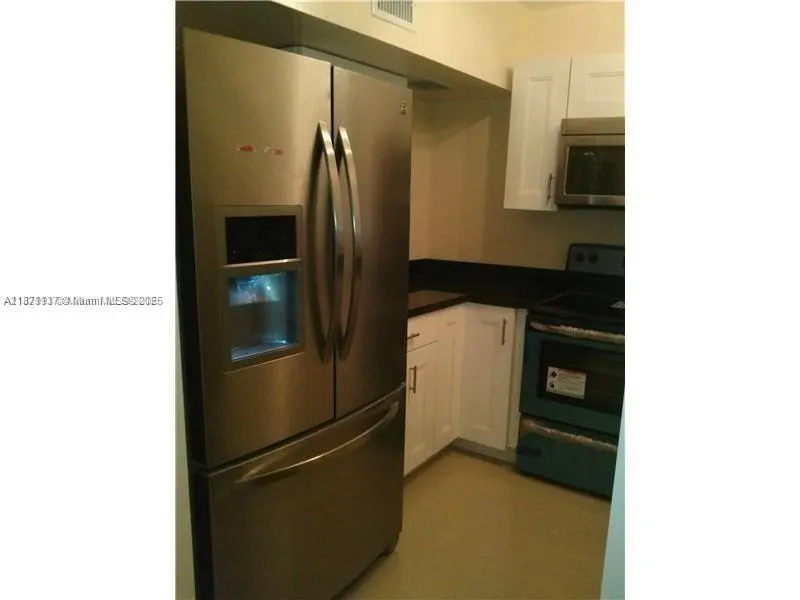5614 Taylor, #B