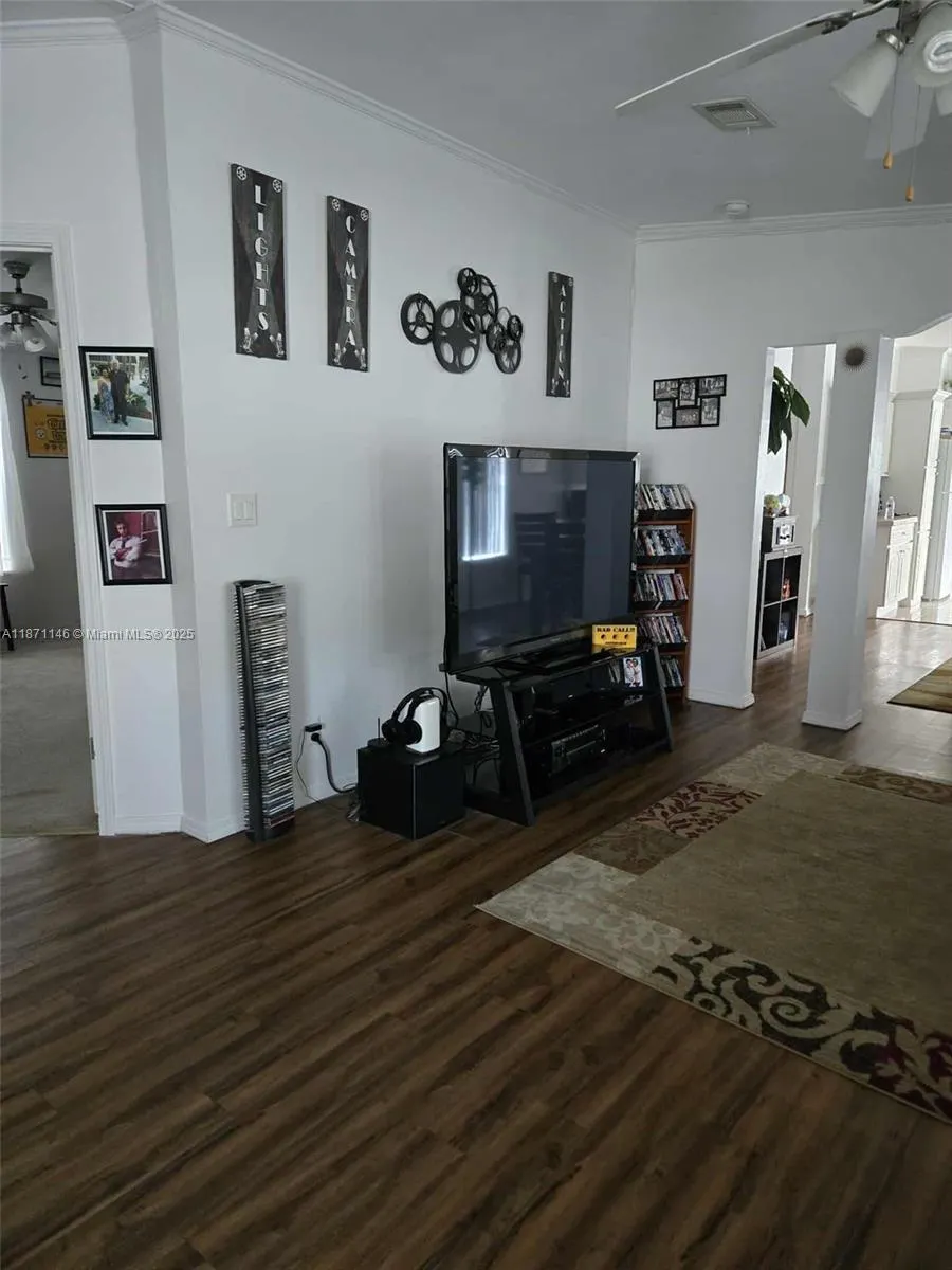 10550 W State Road 84 lot #383